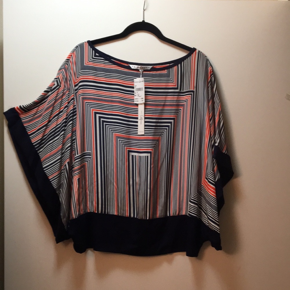 Trina Turk NWT 100% silk kimono sleeve